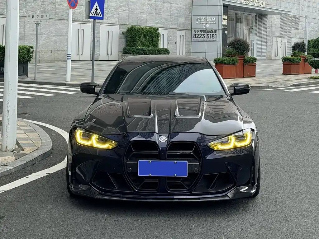 BMW M4 — миниатюра 2