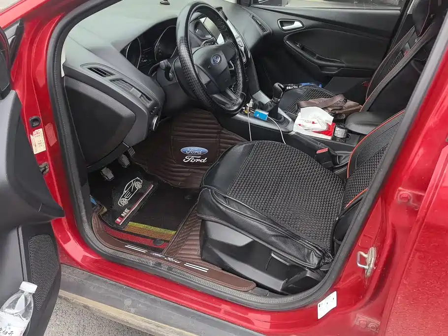 Ford Focus — миниатюра 9