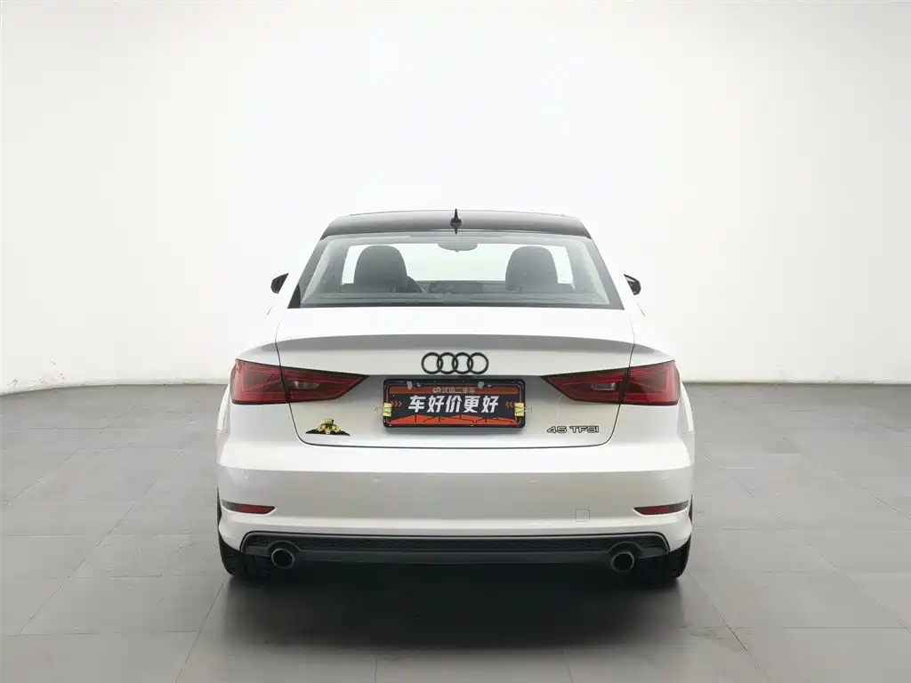 Audi A3 2015 Limousine 45 TFSI S line Luxury