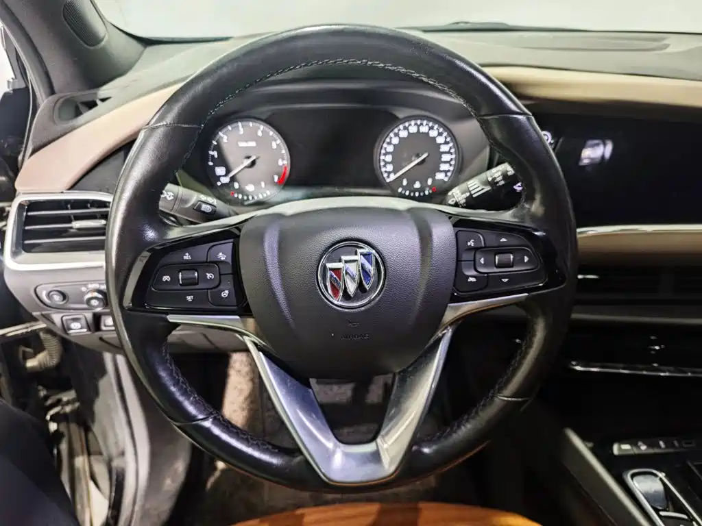 Buick Enclave — миниатюра 12