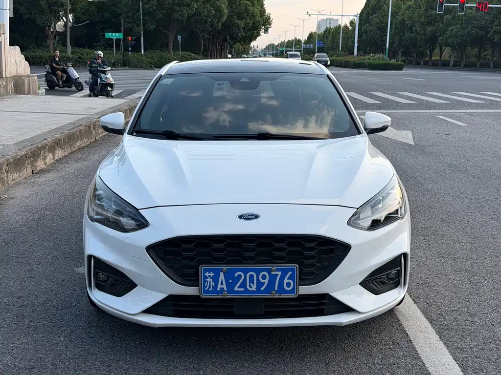 Ford Focus — миниатюра 2