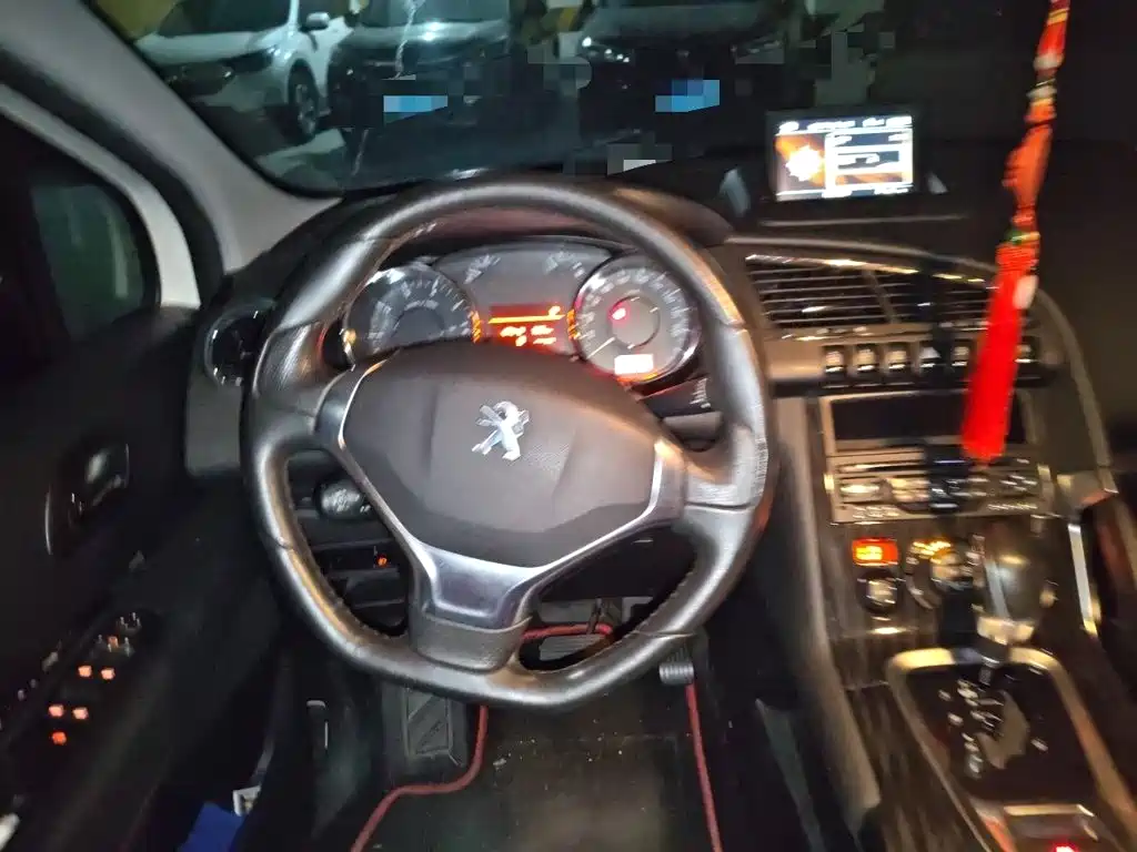 Peugeot 3008 — миниатюра 11