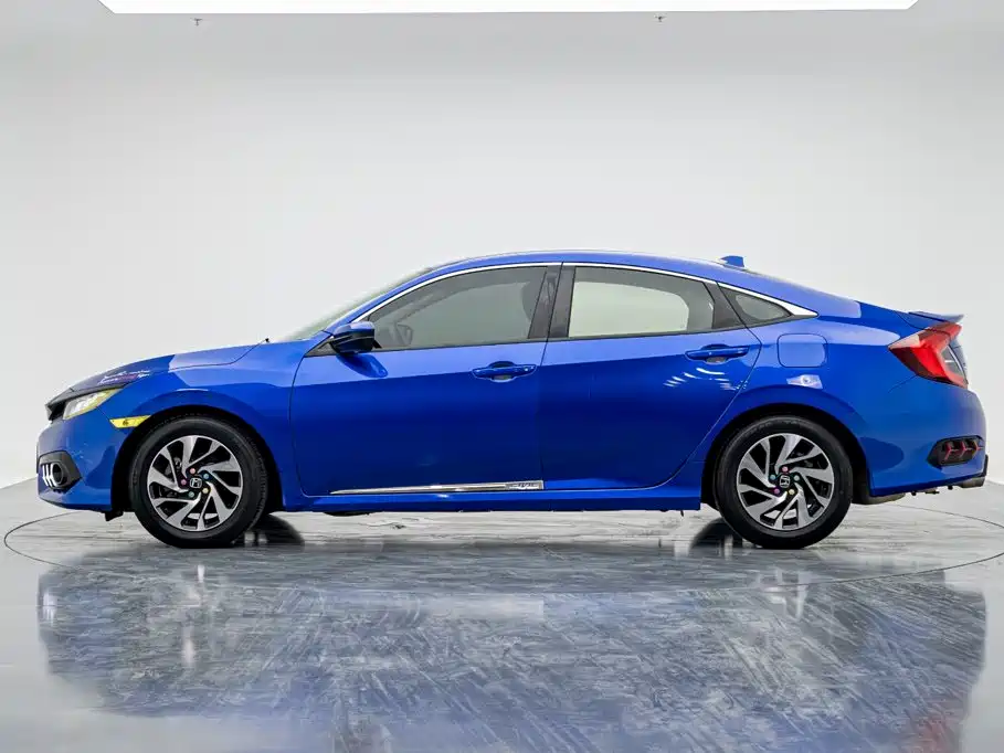 Honda Civic — миниатюра 34