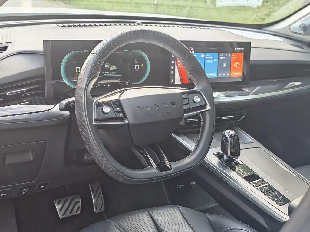Roewe RX5 eMAX — миниатюра 10