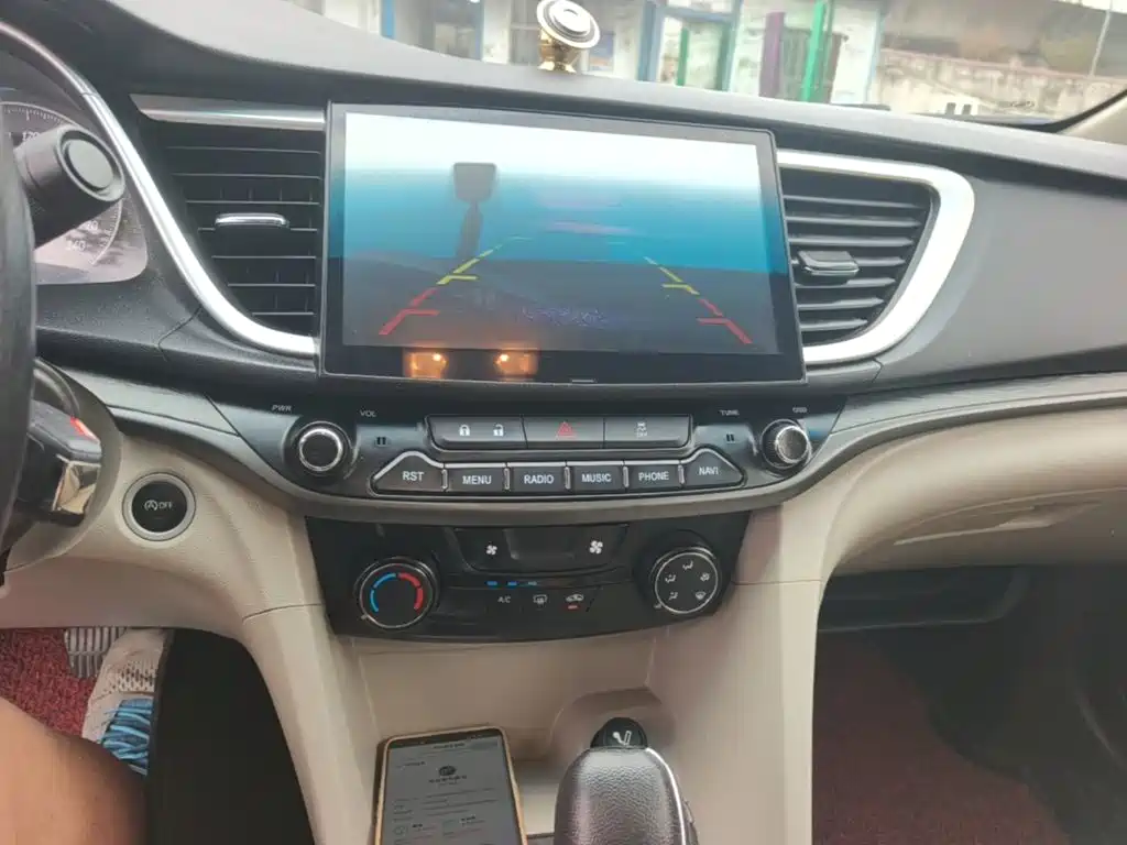 Buick Excelle — миниатюра 13