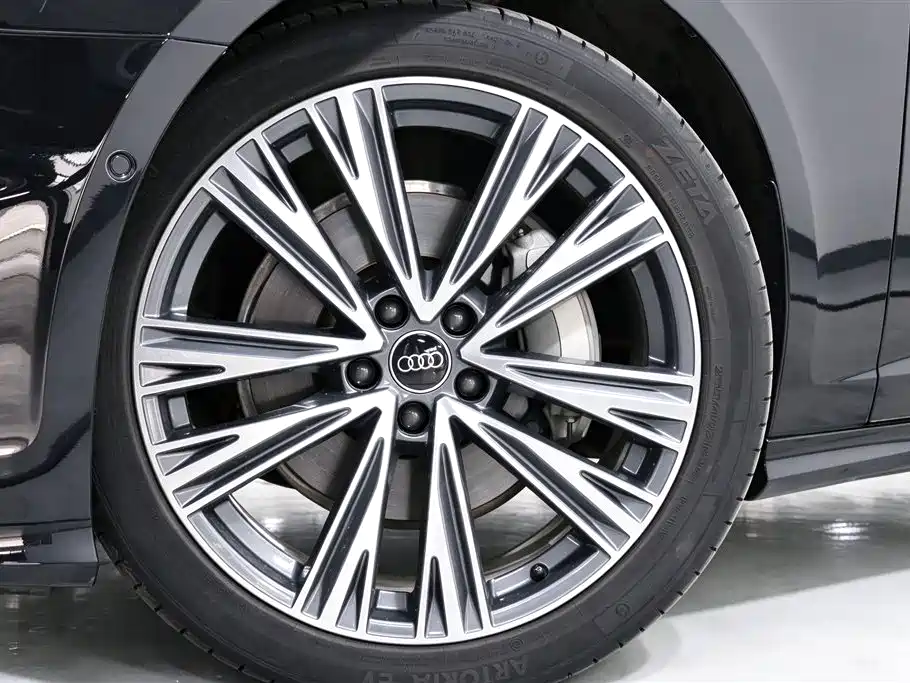 Audi A6L — миниатюра 19