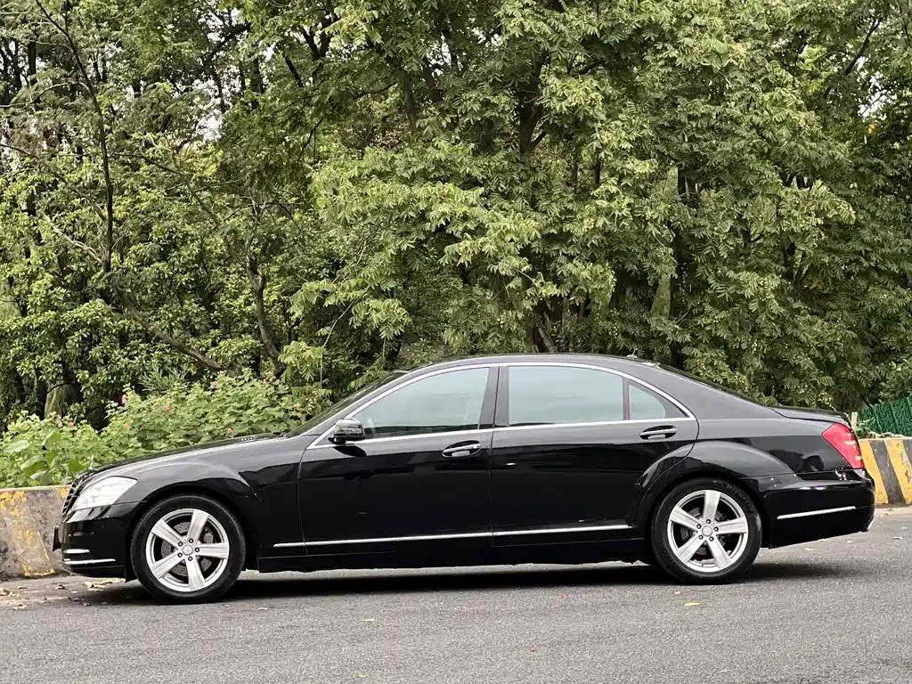Mercedes-Benz S-Class — миниатюра 3