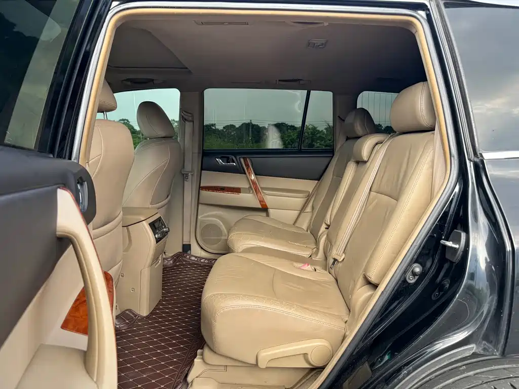 Toyota Highlander — миниатюра 7