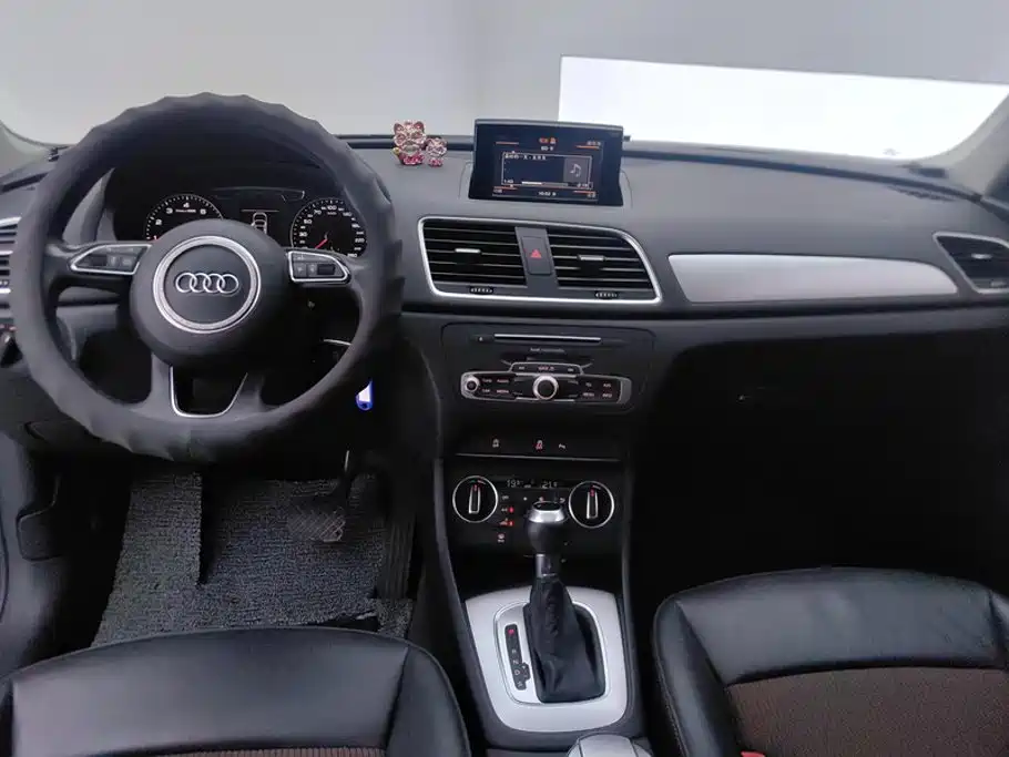 Audi Q3 — миниатюра 12
