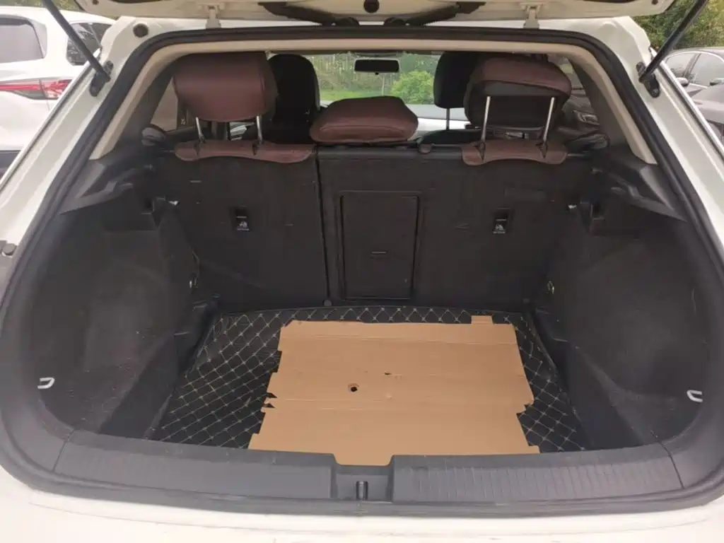Volkswagen T-Roc — миниатюра 19