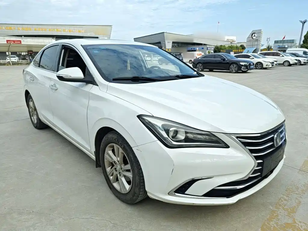 Changan Eado — миниатюра 4