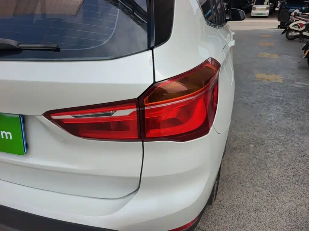 BMW X1 — миниатюра 8