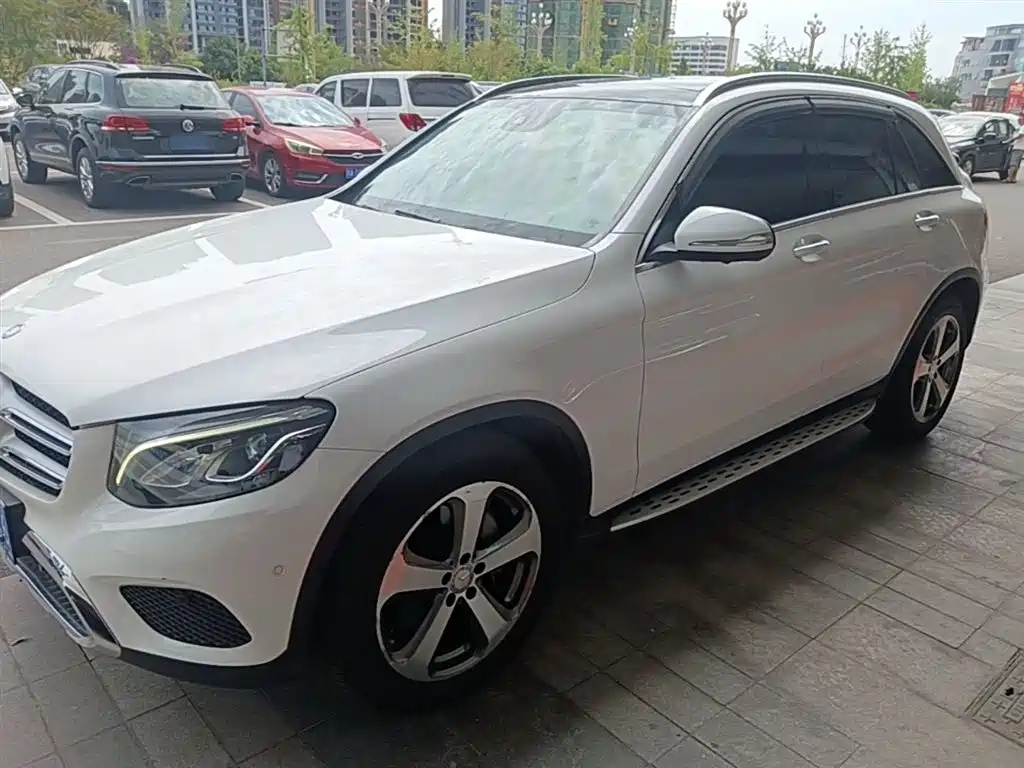 Mercedes-Benz GLC 2016 GLC 260 4MATIC Luxury