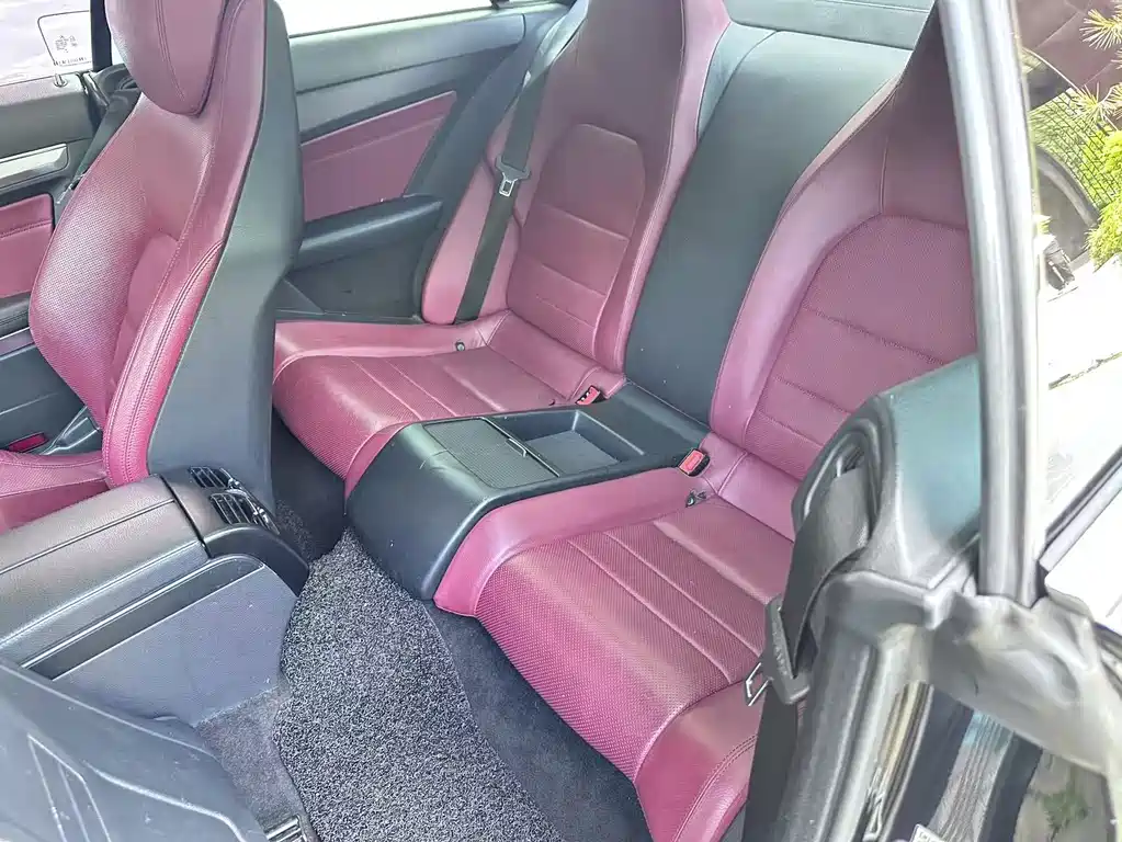 Mercedes-Benz E-Class (Import) — миниатюра 7