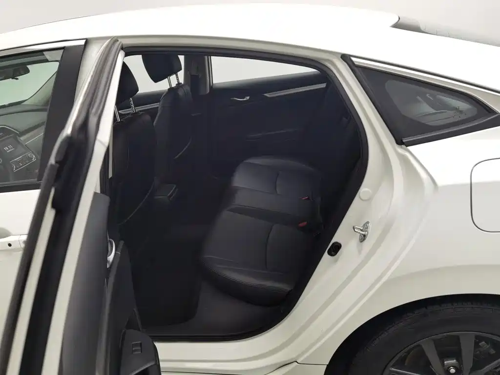 Honda Civic — миниатюра 15