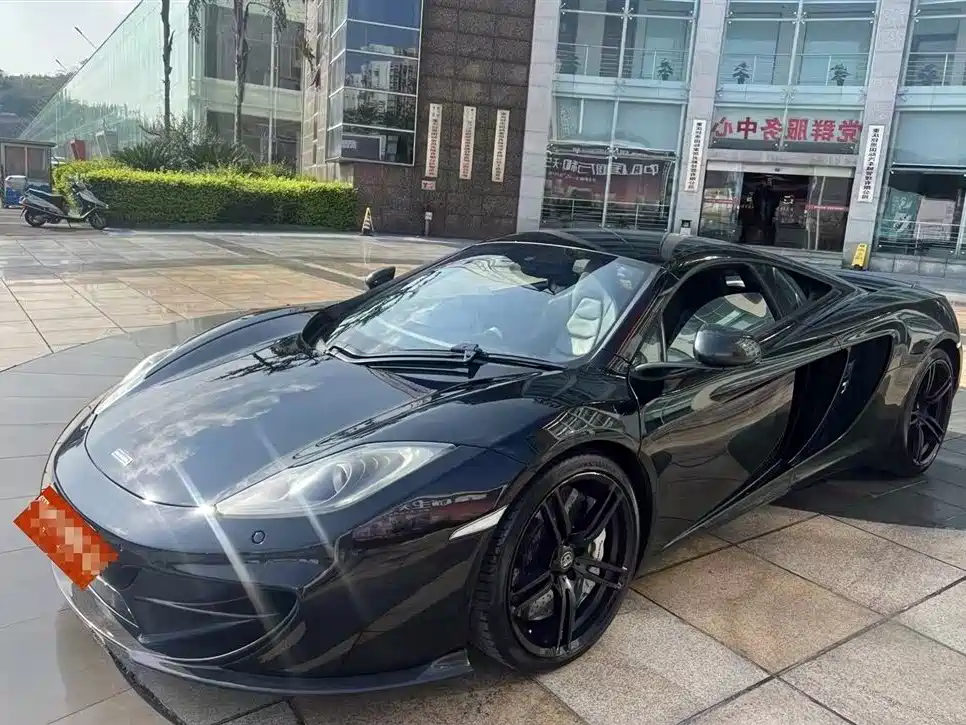 McLaren 12C 2015