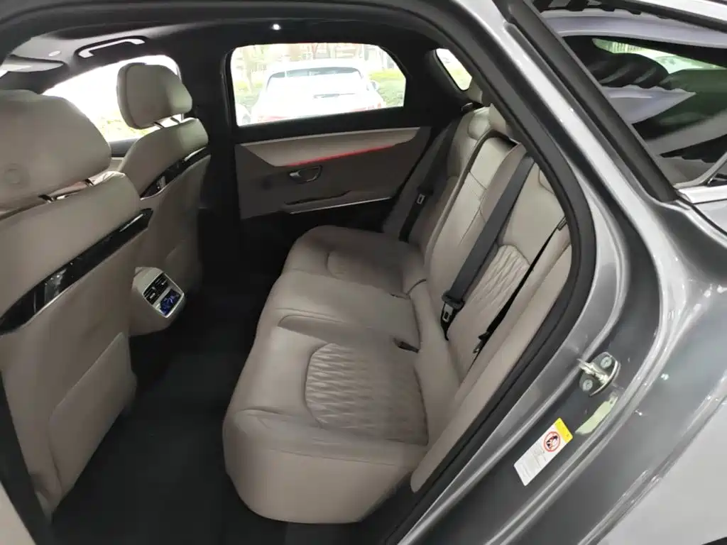 BYD Han — миниатюра 13