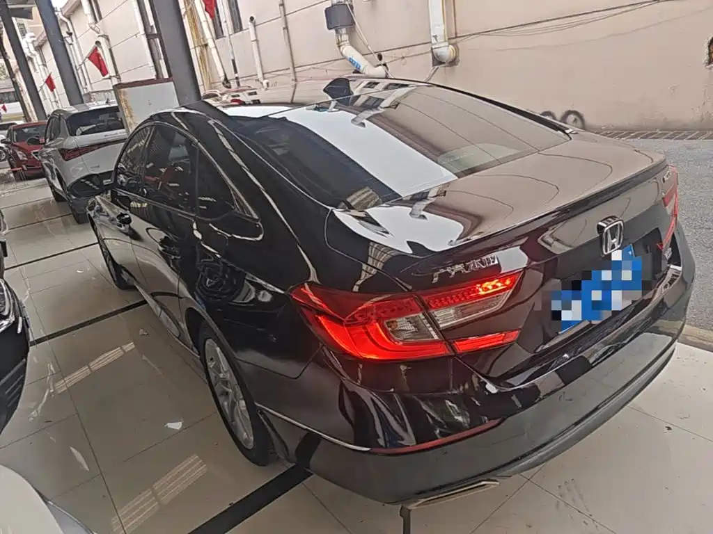 Honda Accord — миниатюра 5