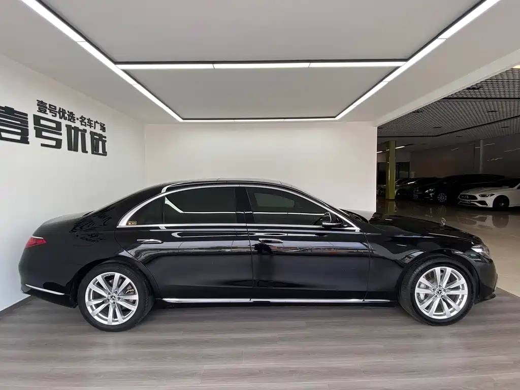 MERCEDES-BENZ S CLASS