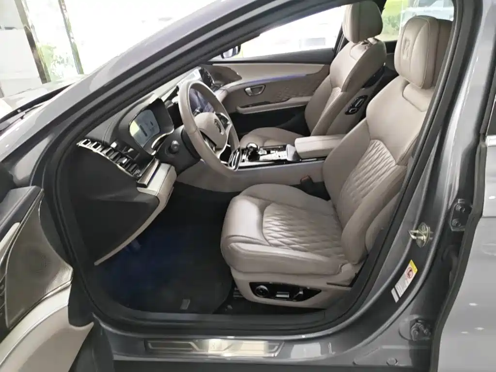 BYD Han — миниатюра 11