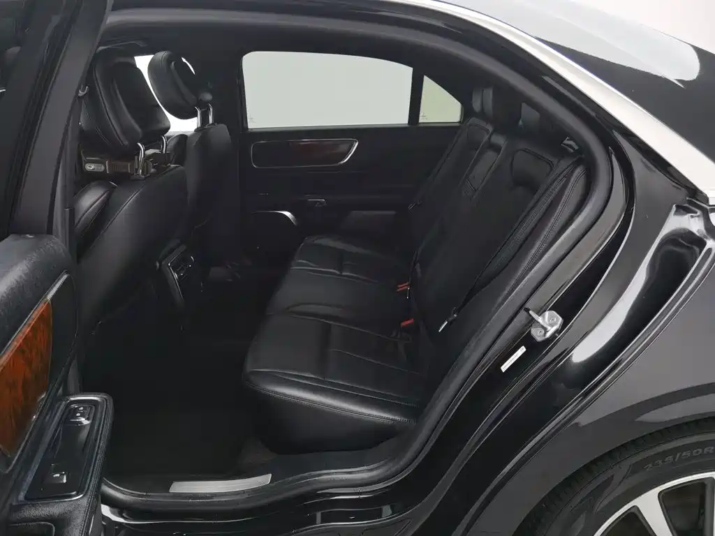 Lincoln Continental — миниатюра 15