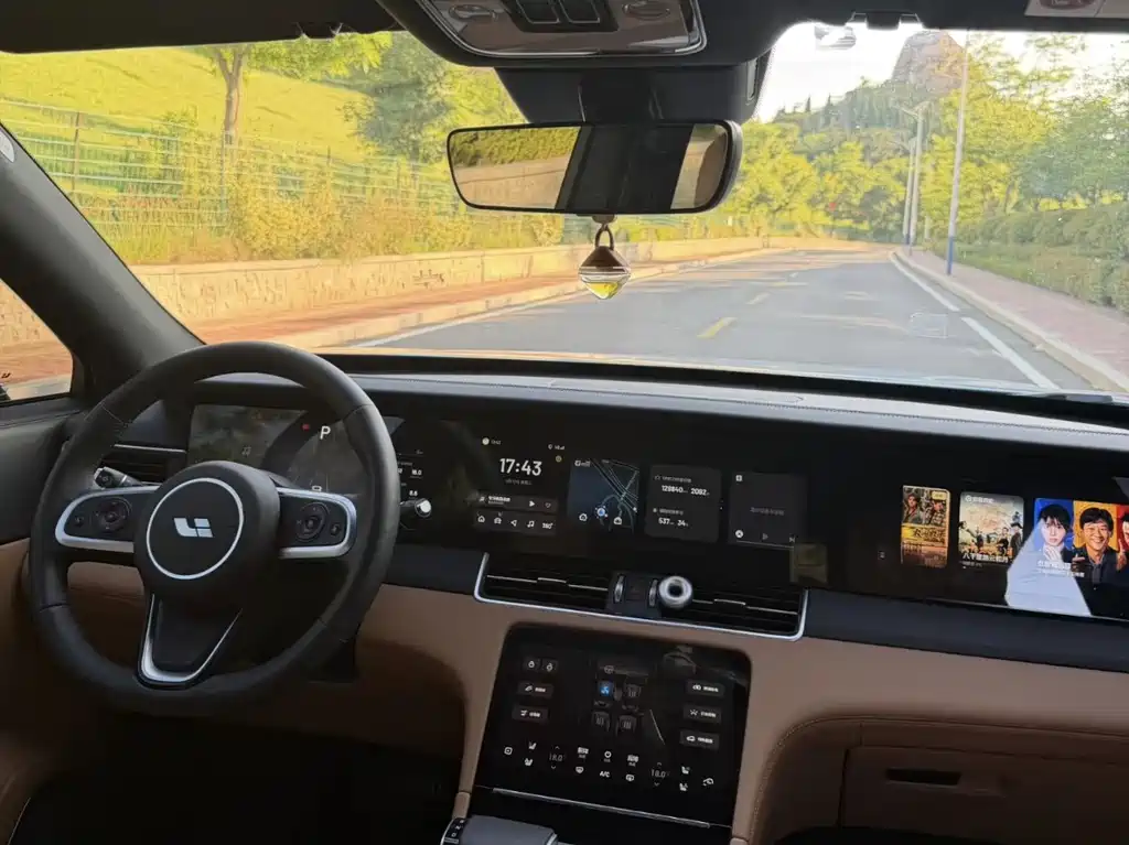 Li Auto ONE 2020 6 мест