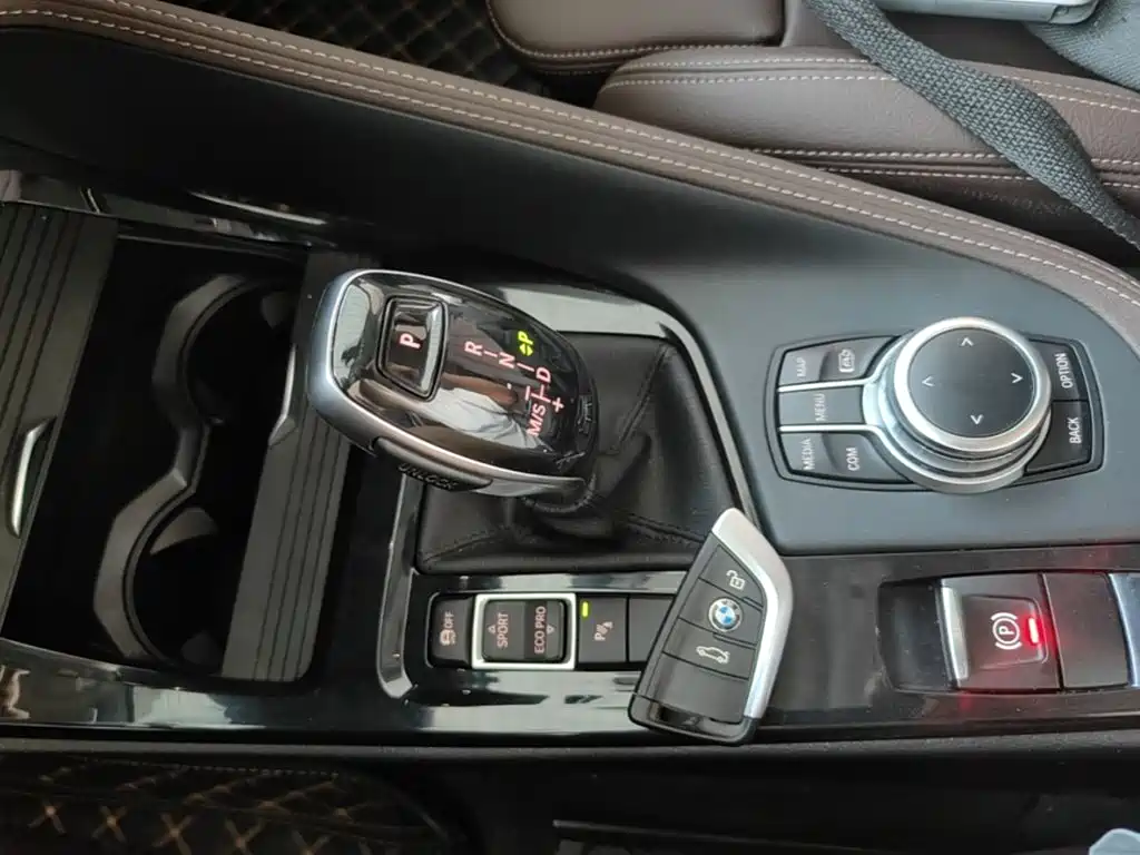BMW X1 2022 — фото 13