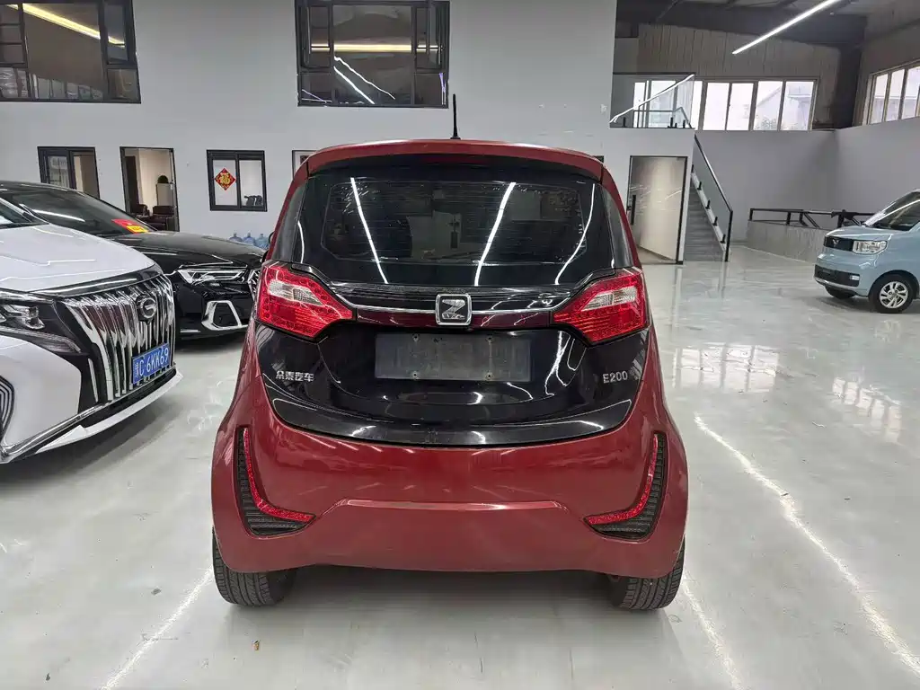 Zotye Zotye E200 — миниатюра 5