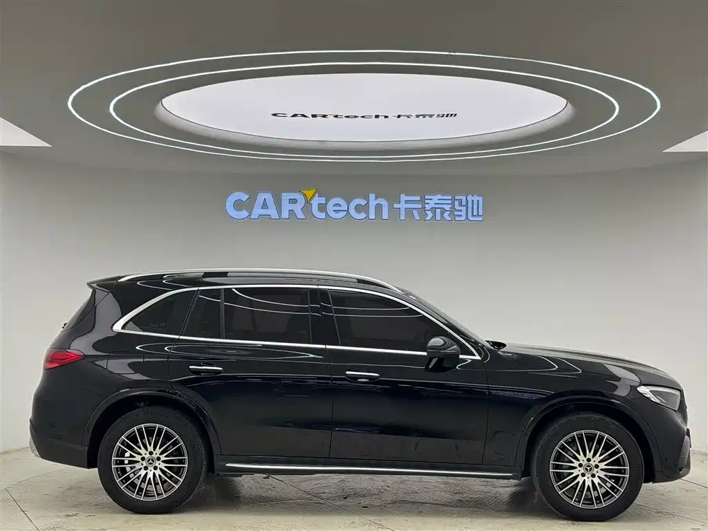 Mercedes-Benz GLC 2023 GLC 300 L 4MATIC 5 мест