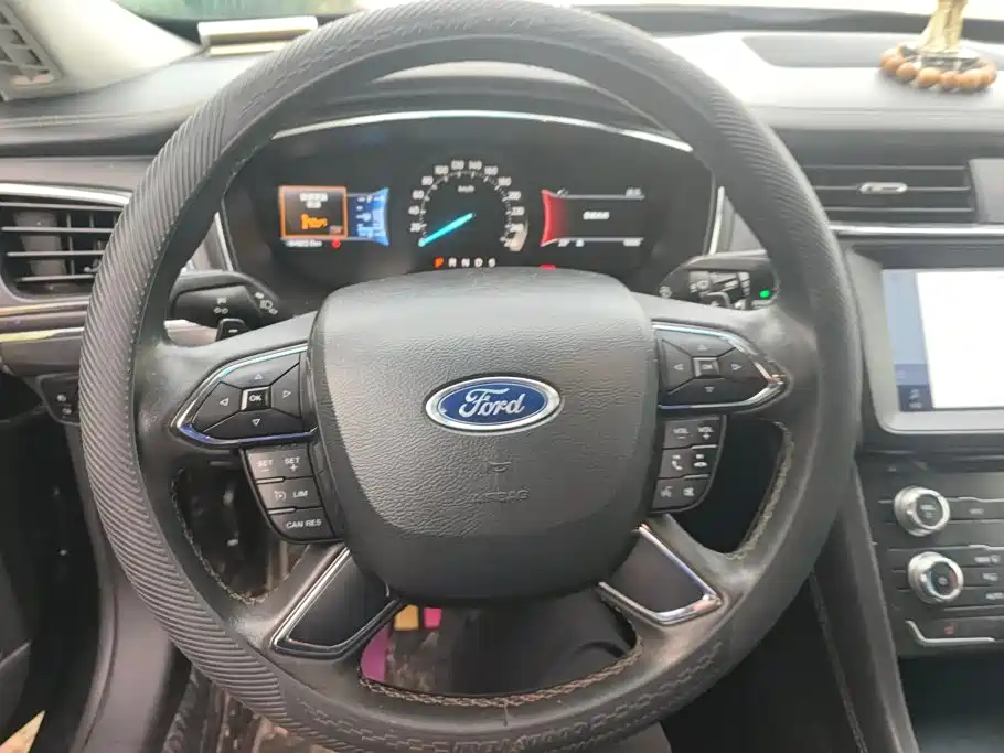 Ford Taurus — миниатюра 15