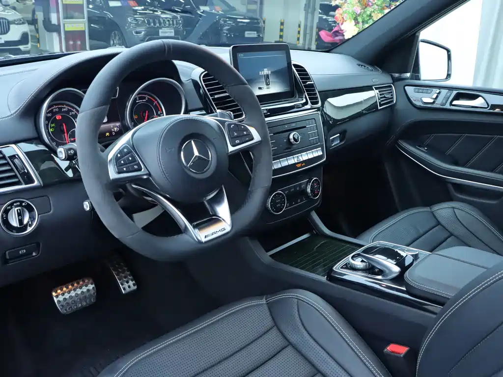 Mercedes-Benz GLS A MG 2017 AMG GLS 63 4MATIC