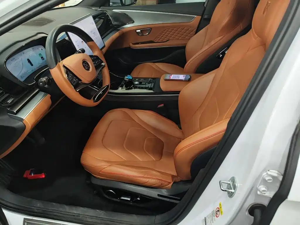 BYD Han — миниатюра 15