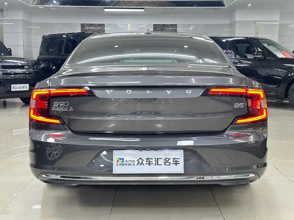 Volvo S90 — миниатюра 5