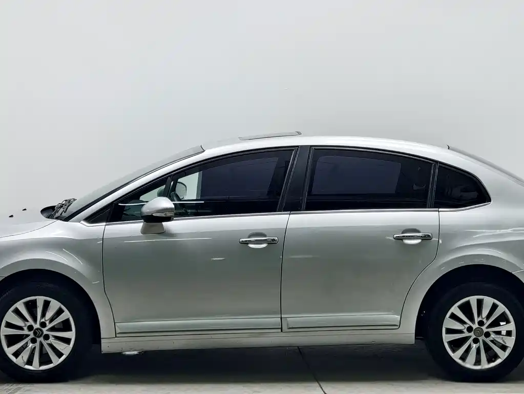 Citroen C-Quatre — миниатюра 7