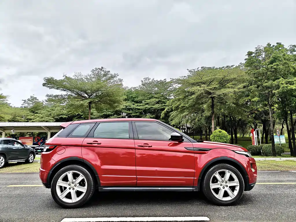 Land Rover Range Rover Evoque 2015 2.0T