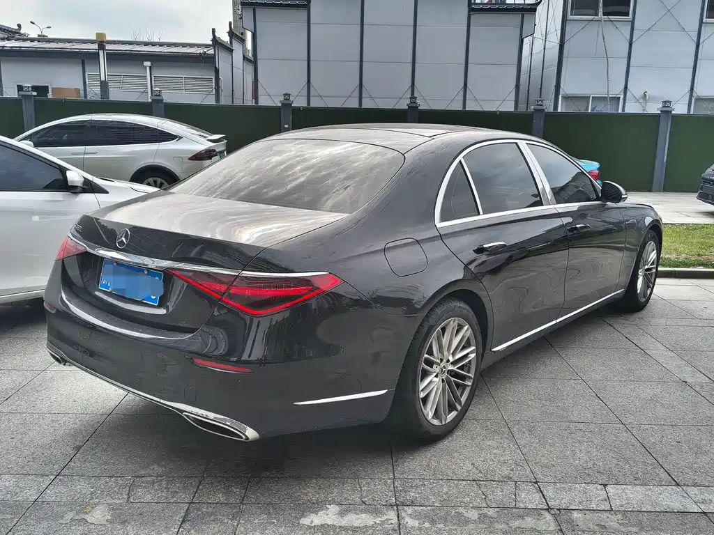 MERCEDES-BENZ S CLASS