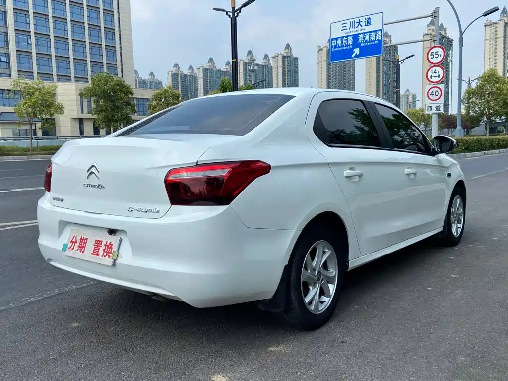 Citroen Elysee — миниатюра 12