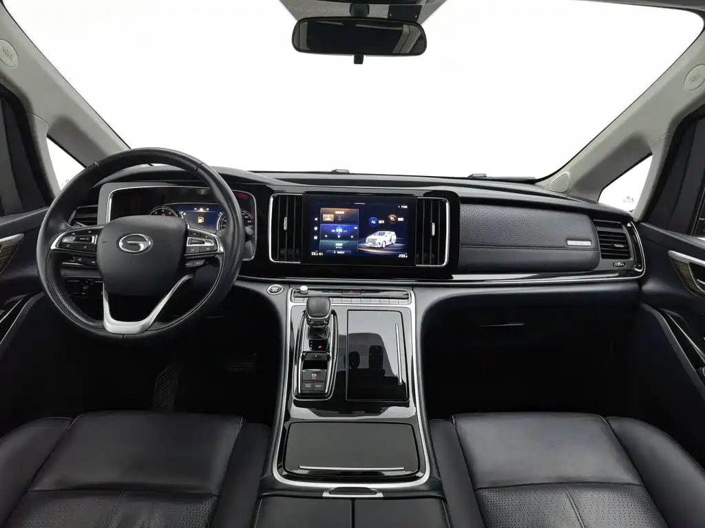 GAC Trumpchi M8 2023 — фото 5