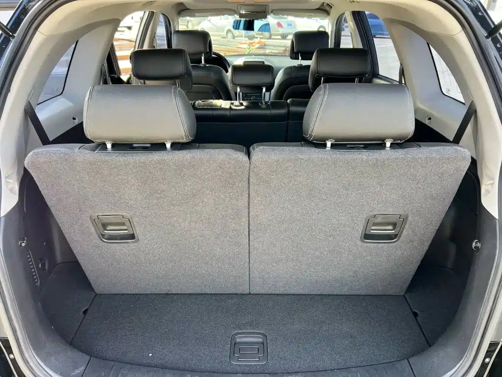 Chevrolet Captiva — миниатюра 11