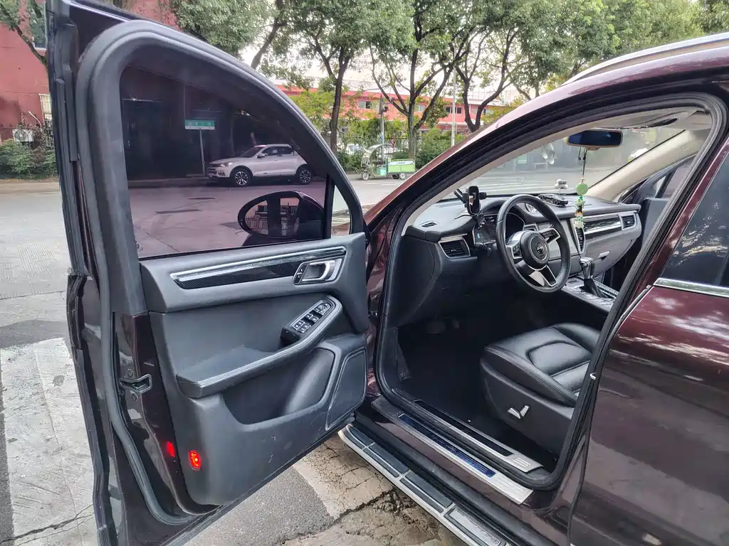 Zotye Zotye SR9 — миниатюра 8