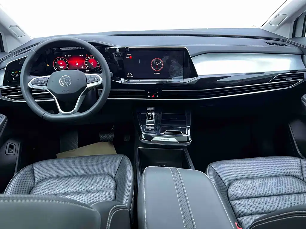 Volkswagen Viloran 2022 380TSI Luxury Pro 6 мест