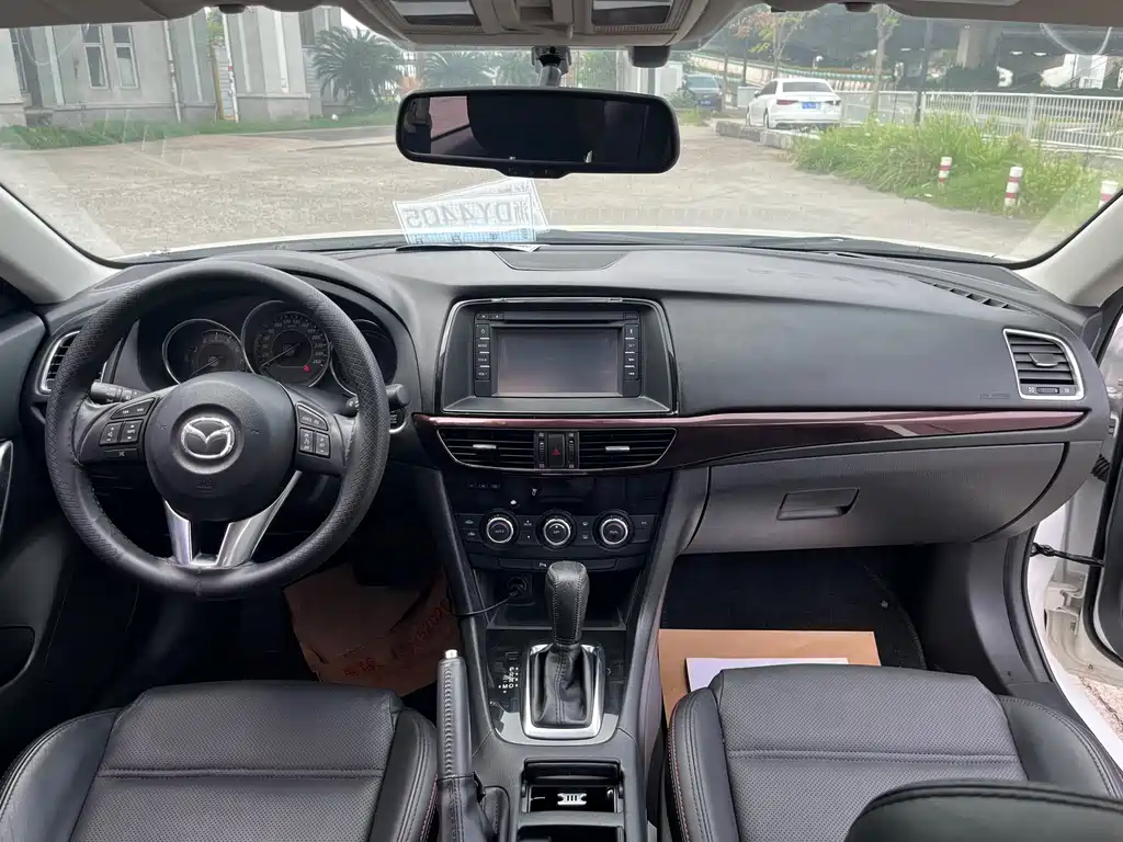 Mazda Atenza — миниатюра 8
