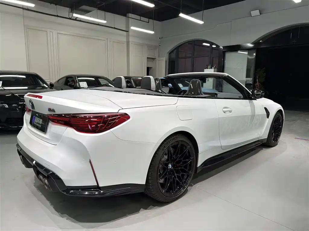 BMW M4 2024 M4 M xDrive