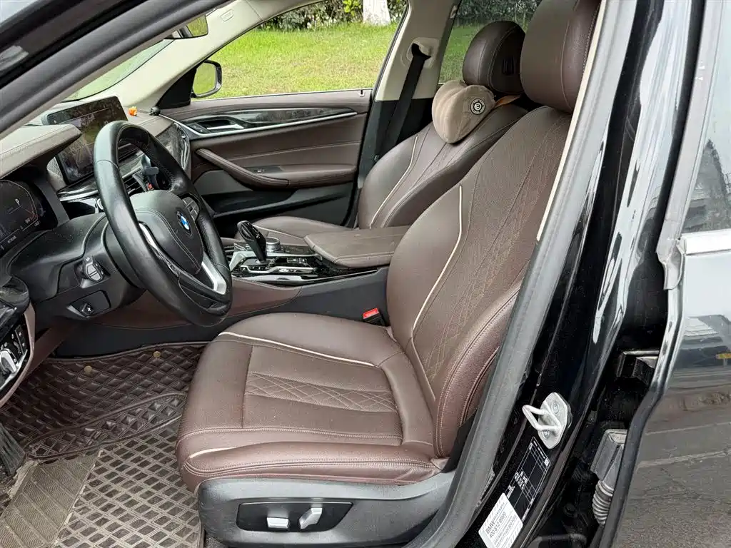 BMW 5 Series 5 2022 525Li Luxury