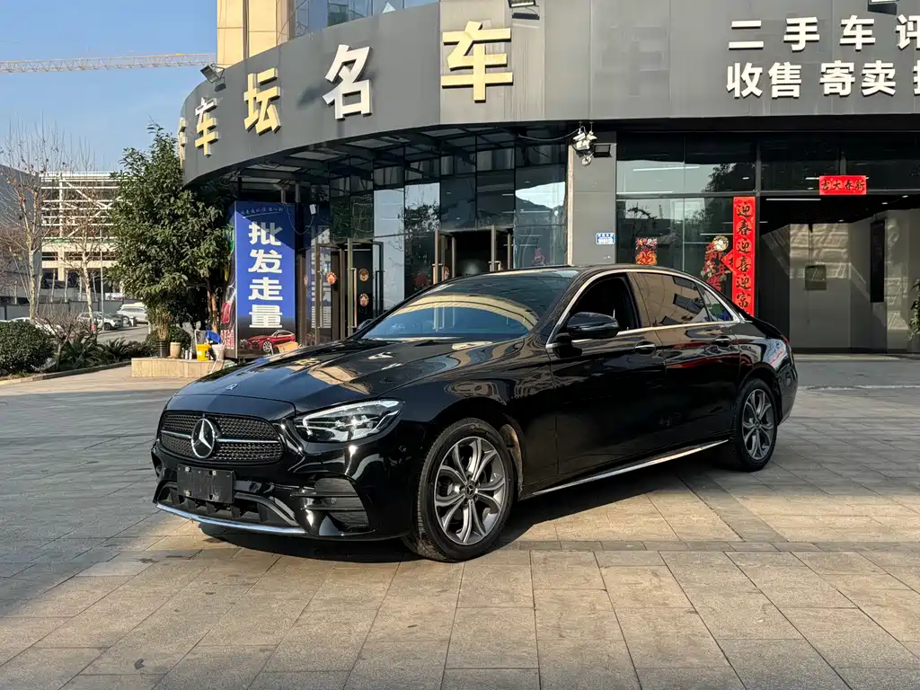 MERCEDES-BENZ E CLASS
