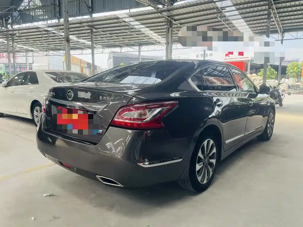 Nissan Teana — миниатюра 4