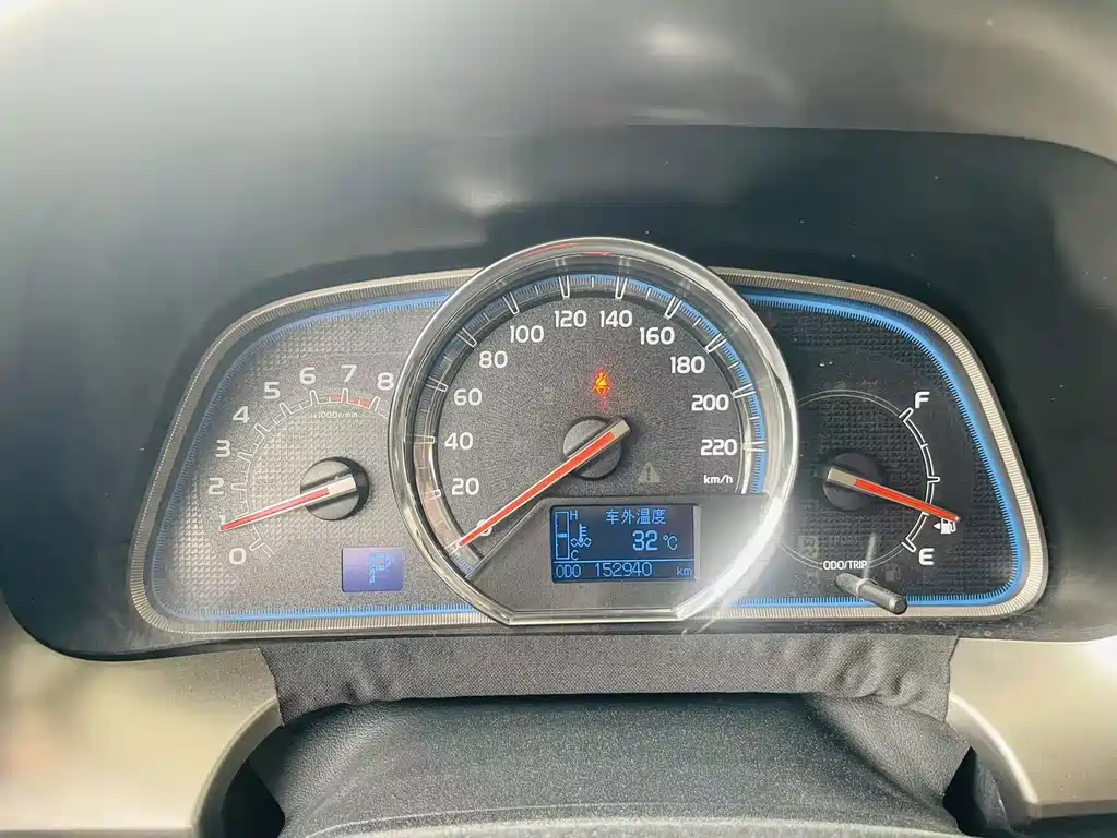 Toyota RAV4 — миниатюра 13