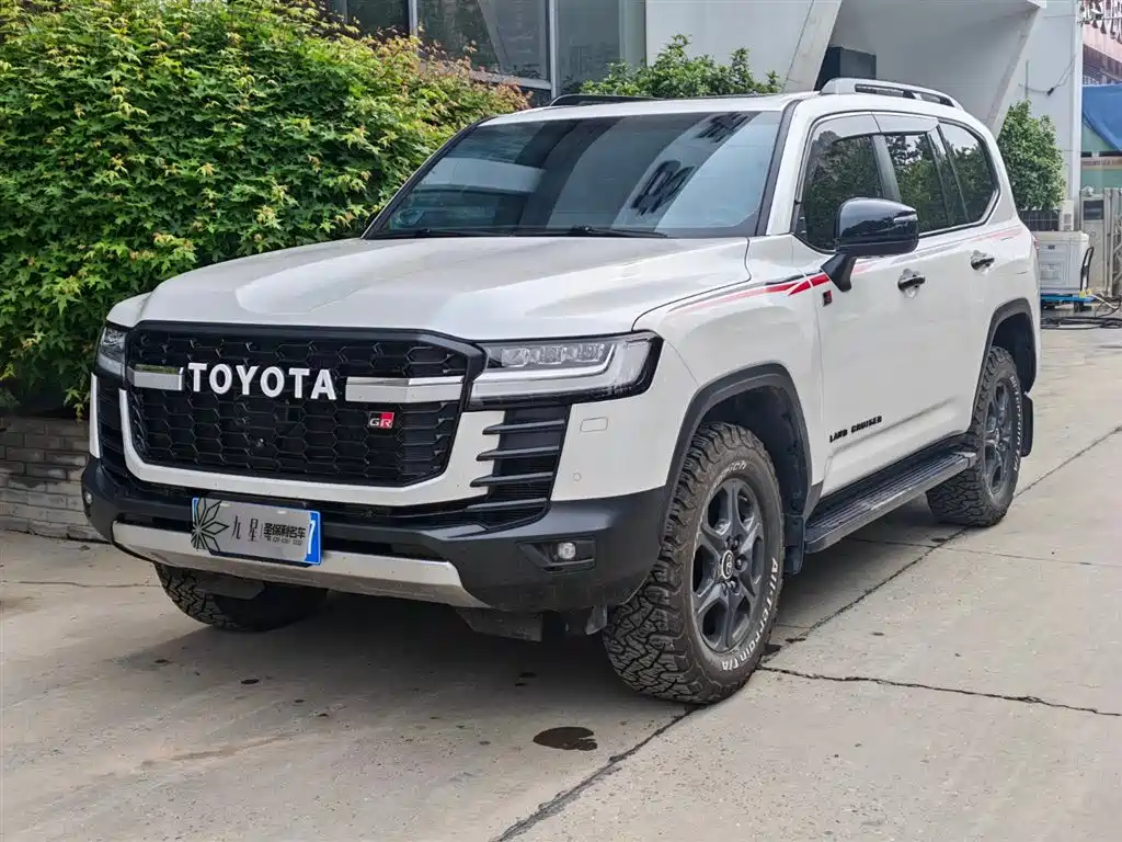 Toyota Land Cruiser 2024