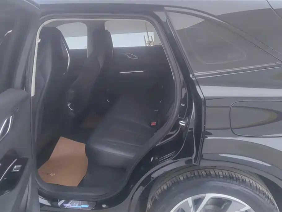 Hongqi HONGQI HS3 PHEV