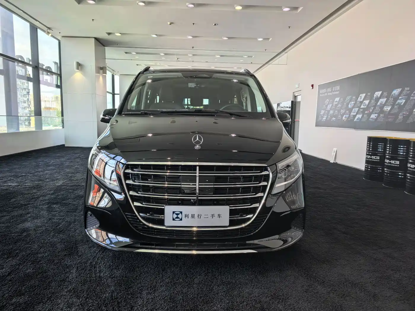 Mercedes-Benz V-Class
